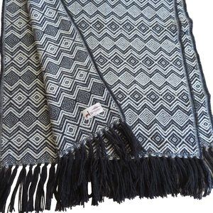 ALPACA Wool Black White Chevron Neck Scarf Fringe Made in Peru New Old Stock
